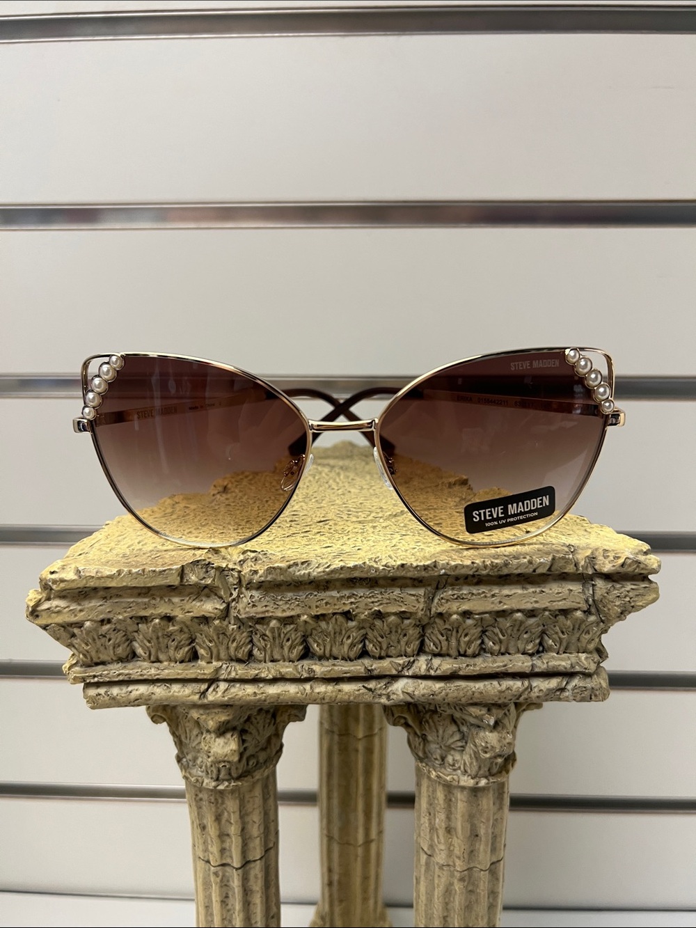 Steve Madden Gold Frame Brown Gradient Cat-Eye Sunglasses with Pearl Accents